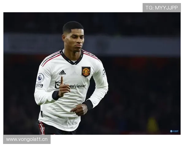 从边锋到中锋尝试：拉什福德的角色困境