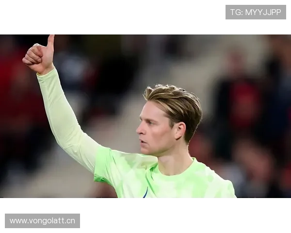 德布劳内 vs 德容：进攻组织与中场控制力差距在哪