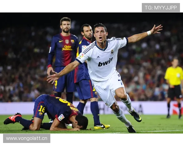 从反击之王到阵地战拉胯，皇马转型越踢越乱了？