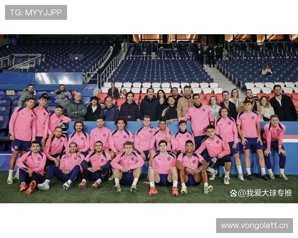 巴黎圣日耳曼中场缺乏统治力，导致攻防转换失衡