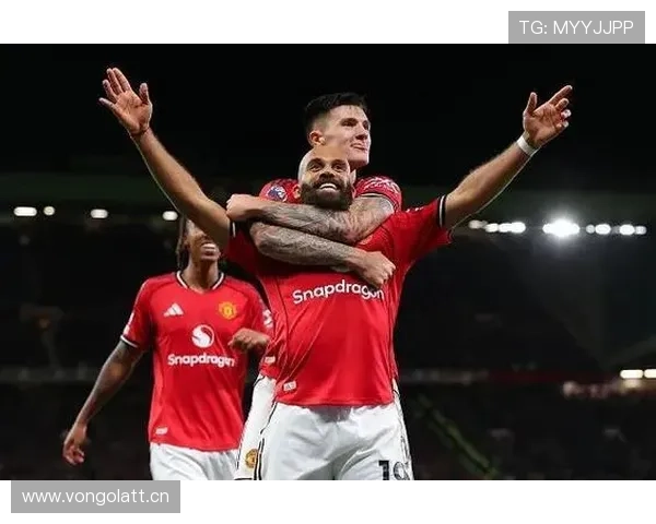 曼联进攻组织混乱情况持续存在,对赛季成绩稳定性带来考验 曼联进攻组织混乱情况持续存在,对赛季成绩稳定性带来考验