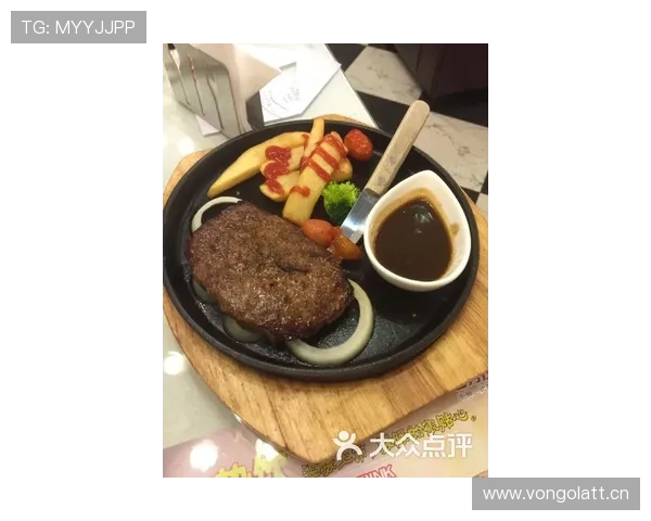 拉皮诺退役后直接住进比弗利山庄，训练餐换成牛排配香槟？