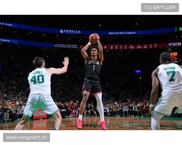 阿门·汤普森挡拆牵制防守，优于单打提升格林投射